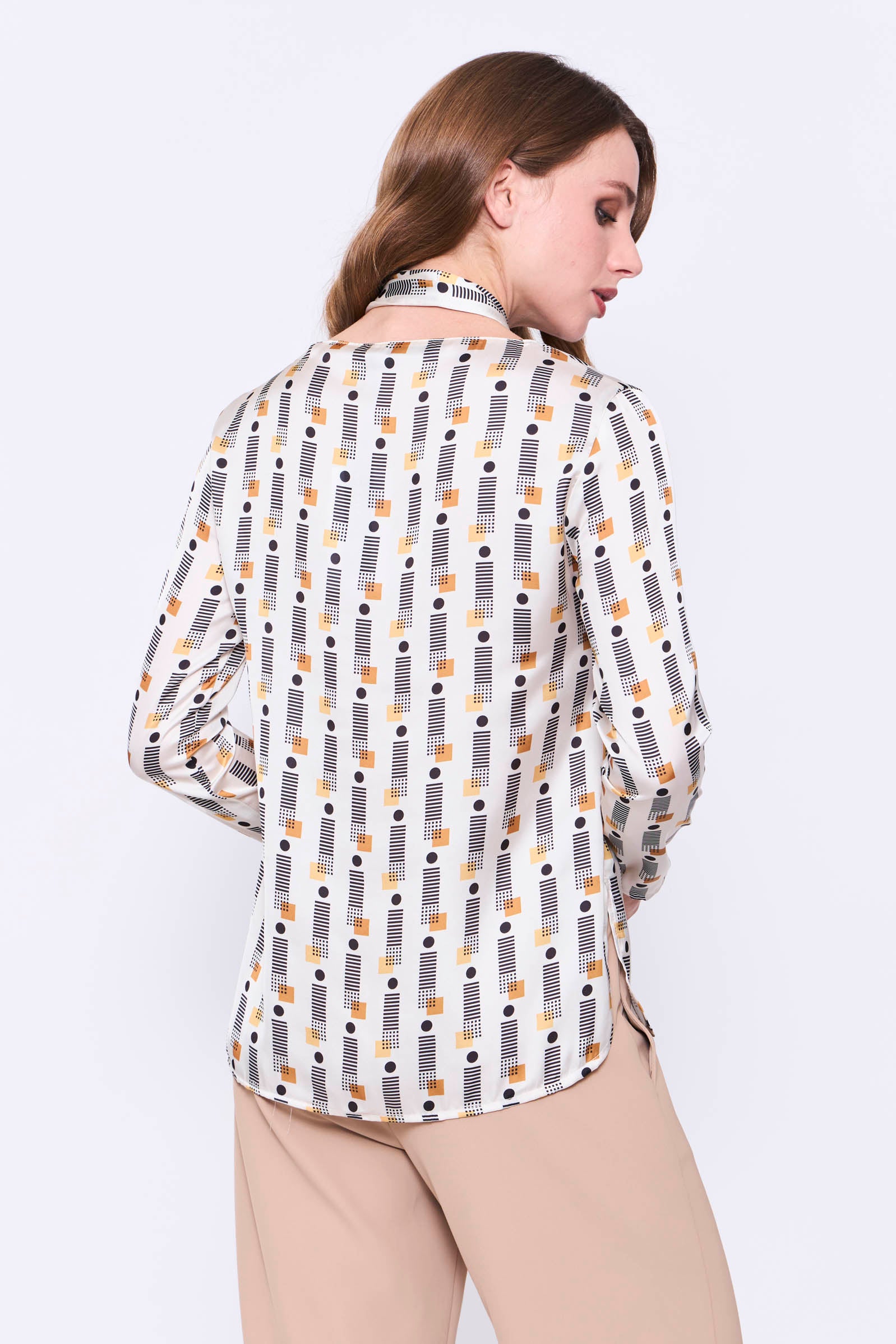 Camisa Estampada Fantasías Geométricas_Beige
