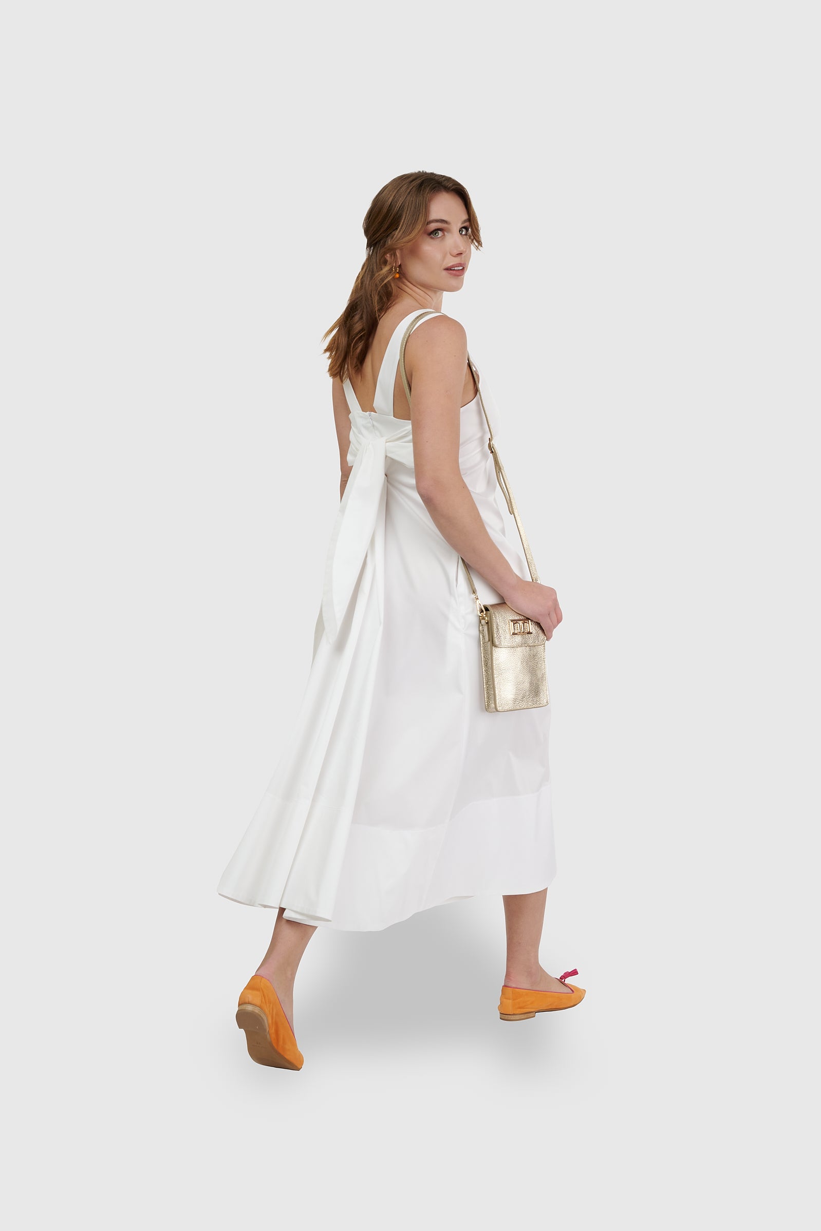 Vestido midi largo solera lazo atrás Blanco